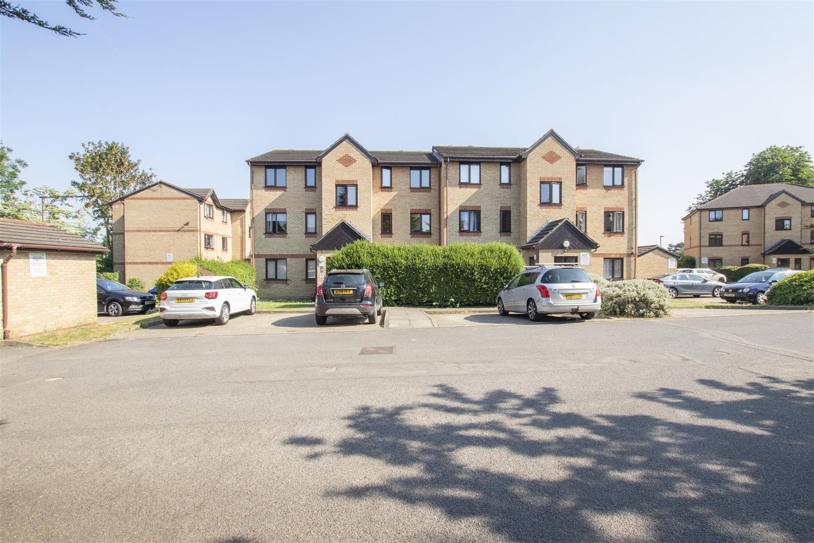 Woodfield Close, Enfield Lanes Estate Agents